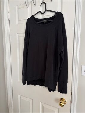 Athleta Black Crewneck Pullover